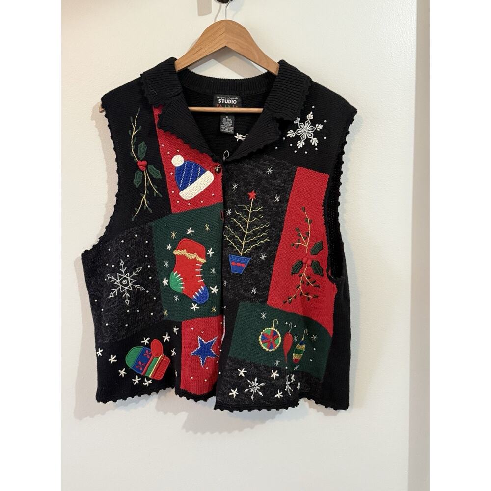 DESIGNERS ORIGINAL STUDIO VTG Holiday Santa Black Vest Size XL Read description